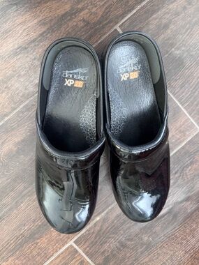 Dansko Professional XP 2.0 Black Patent Leather Clogs Nursing Chef Shoes Size 41